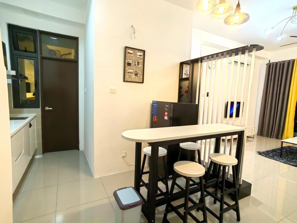 جوهر بهرو 8Scape Residences Batman Vs Ironman@Lsy Home & Leisure المظهر الخارجي الصورة