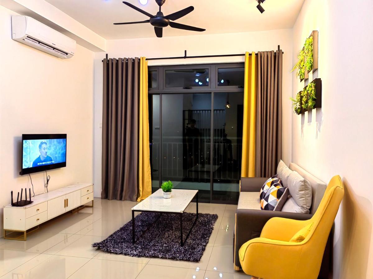جوهر بهرو 8Scape Residences Batman Vs Ironman@Lsy Home & Leisure المظهر الخارجي الصورة